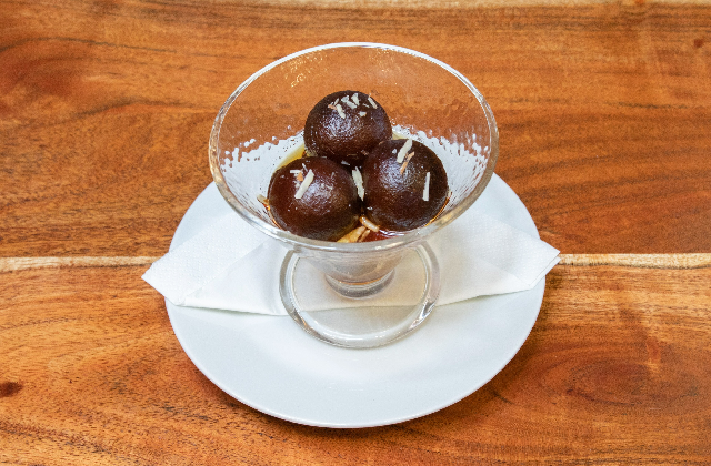 gulab jamun